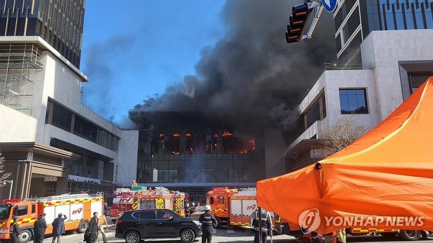 부산 '반얀트리 해운대 부산' 화재 자료사진 [연합뉴스 자료사진]