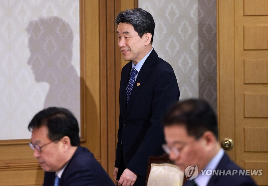 이주호 권한대행,<a href=