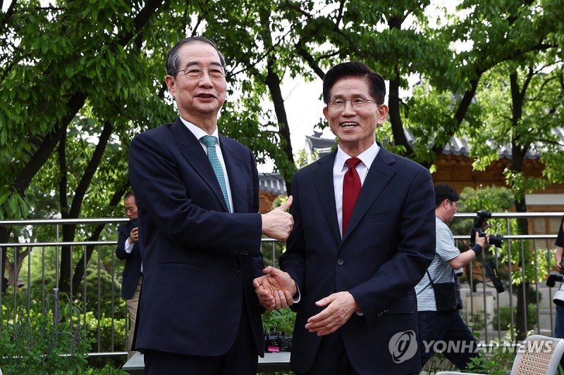국민의힘 "<b>김문수</b>·<b>한덕수 단일화 협상</b> 오후 8시30분 재개"