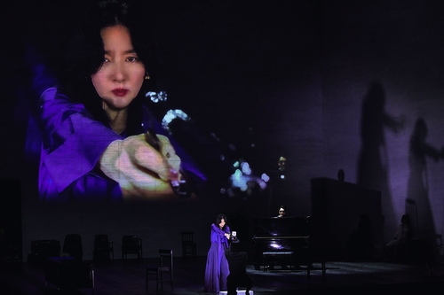 헤다 가블러 공연 모습[LG아트센터 제공.재판매 및 DB 금지]