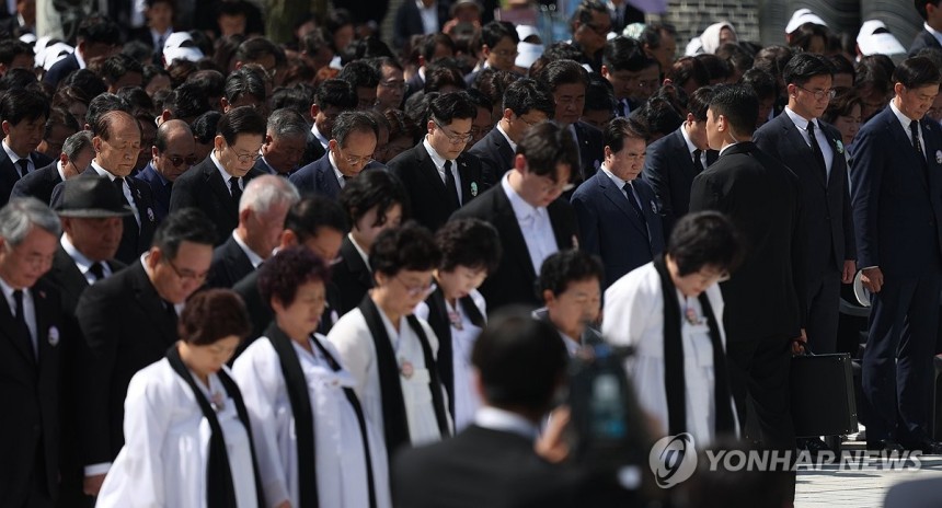 5·18민주화운동 기념식 참석한 여야 정치인들 [대통령실통신사진기자단] 