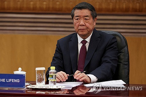 허리펑 중국 부총리 [로이터 연합뉴스 자료사진.재판매 및 DB 금지]
