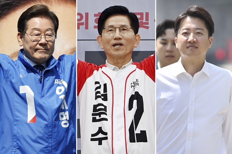 제21대 대선 공식 선거운동 시작 
(서울=연합뉴스) 광화문 청계광장에서 열린 중앙선대위 출정식 및 첫 유세에 나선 더불어민주당 이재명(왼쪽부터), 여의도 국민의힘 중앙당사에서 열린 중앙선대위 임명장 수여식에 참석한