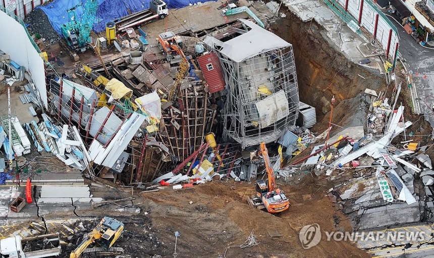 광명 신안산선 공사현장 붕괴 [연합뉴스 자료사진]