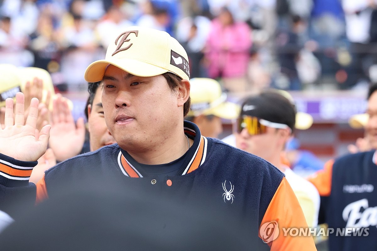 홈에서 더 강한 류현진, 한화 13연승 이끌까…13일 <b>두산</b>전 등판