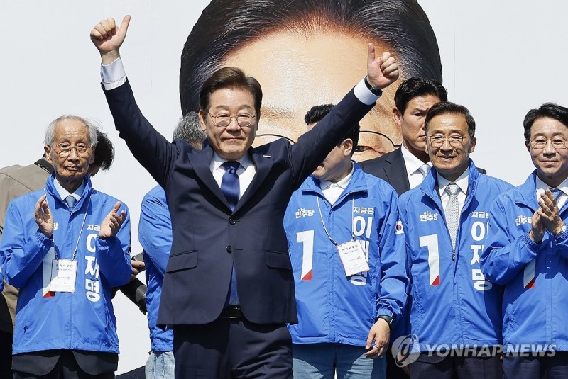 <b>이재명 10대 공약</b>…"AI 등 집중육성해 세계선도 경제강국 실현"