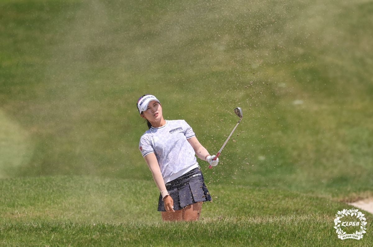 KLPGA <b>두산 매치 플레이</b> 첫날 <b>이예원</b> '순항'…<b>박현경</b> '삐끗'