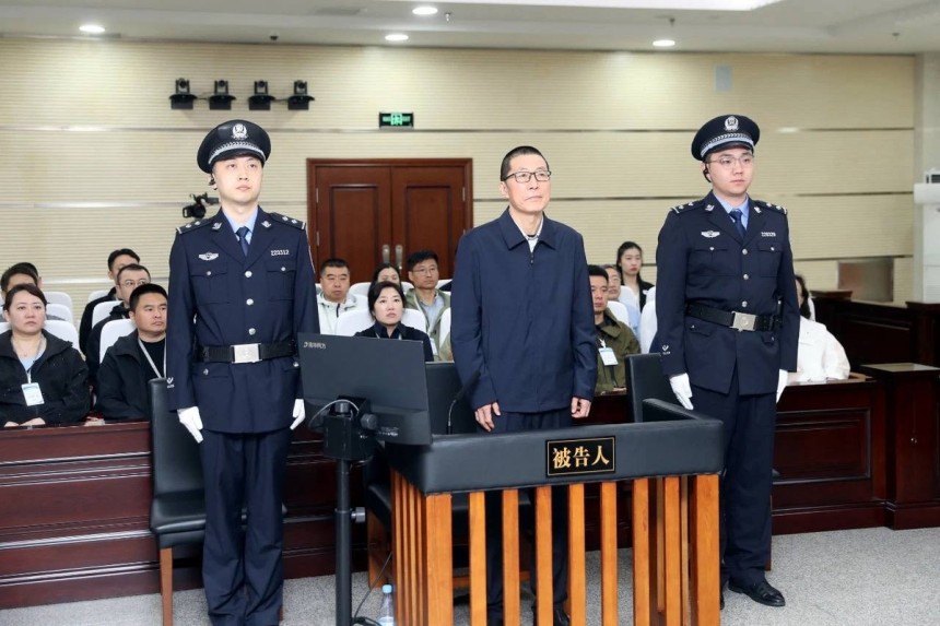 사형 집행유예 선고받은 칭화유니 전 회장 자오웨이궈
[중국 지린성 지린시 중급인민법원 웨이보 캡처. 재판매 및 DB금지]