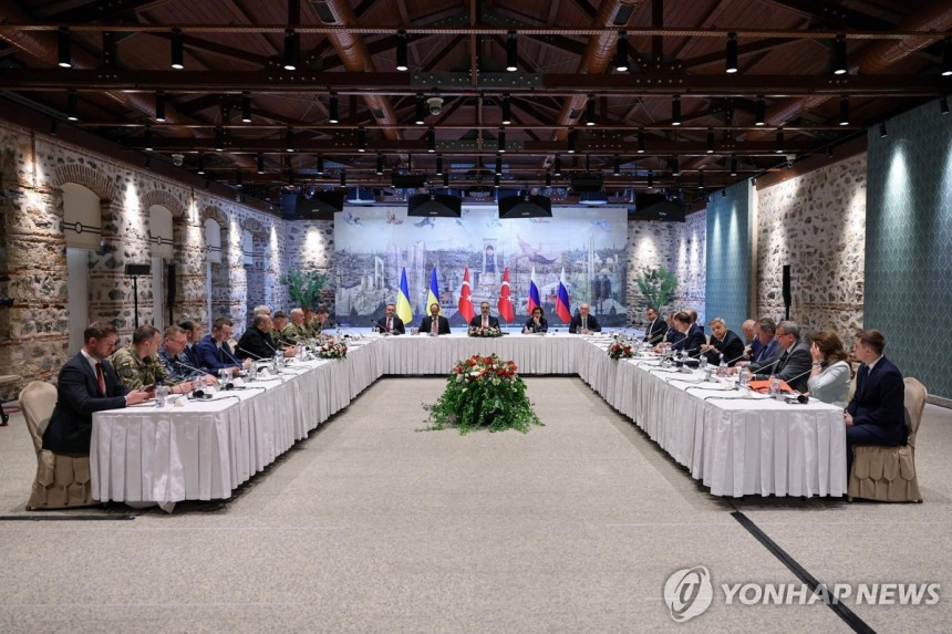"러·우크라, 이스탄불 협상 2시간만에 종료"
[AFP=연합뉴스. 재판매 및 DB 금지]