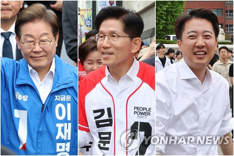 이재명, 김문수, 이준석 후보
(군산·천안=연합뉴스) 군산 구시청광장에서 열린 유세에 도착한 이재명 후보(왼쪽부터), 천안 유세 나선 김문수 후보, 단국대 천안캠퍼스 찾은 이준석 후보