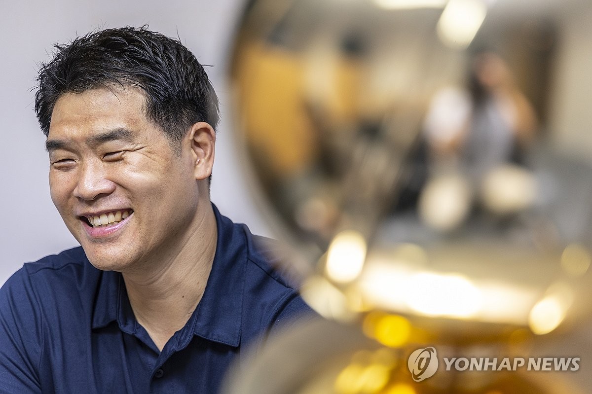 <b>우승</b> 소감 말하는 창원 LG <b>조상현 감독</b>