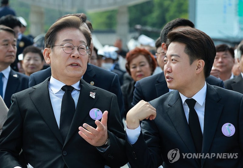 <b>이준석</b>, '<b>단일화</b> 예측' <b>이재명</b> 언급에 "내란세력과 함께 할일 없다"