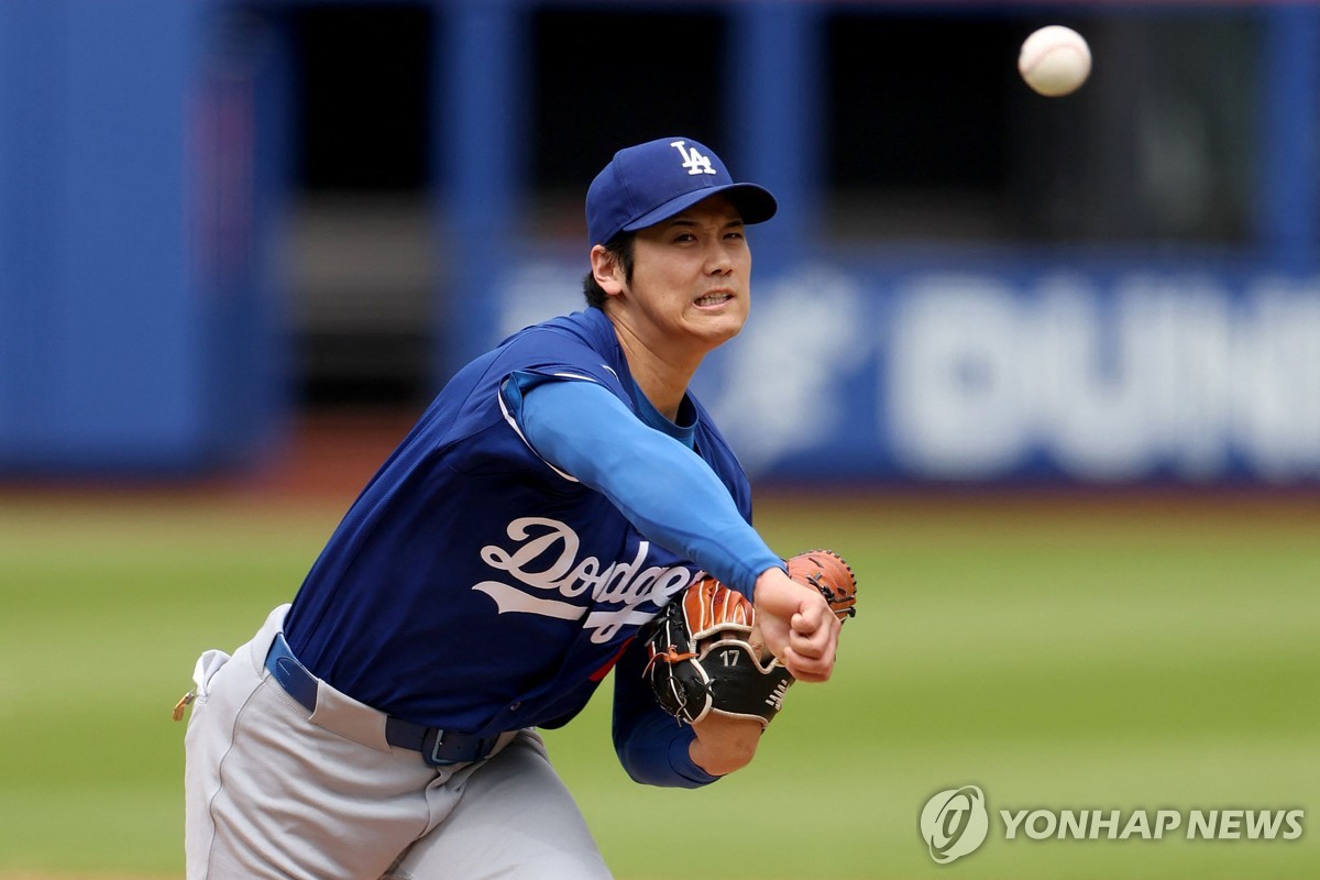 <b>김혜성</b>, '투수' <b>오타니</b>와 라이브 피칭 <b>맞대결</b>서 2루타 작렬(종합)