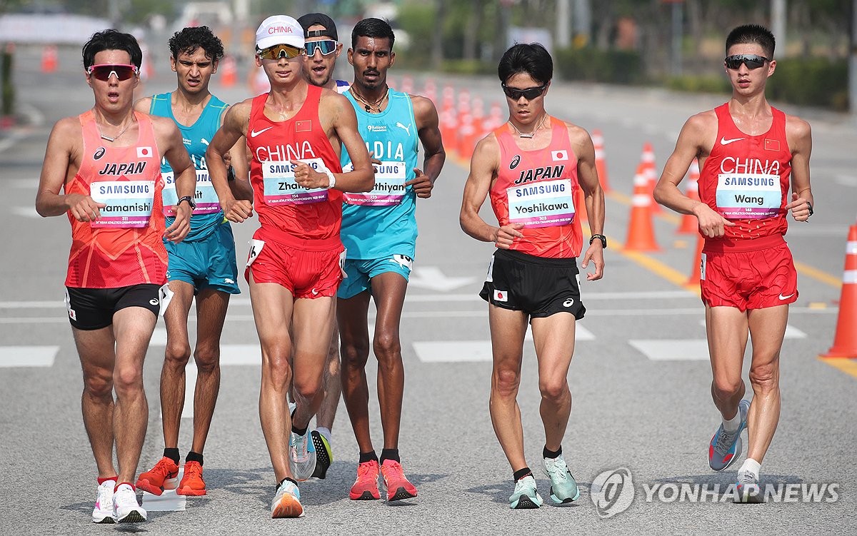 높이뛰기 우상혁, 한 번의 점프로 결선행…100ｍ 나마디 준결선(종합)