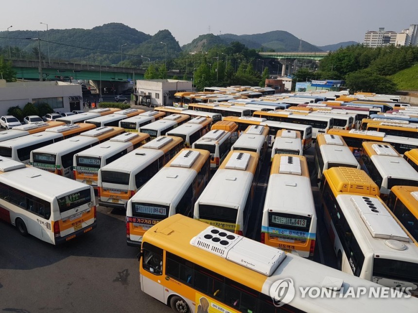 울산 시내버스 차고지
[연합뉴스 자료사진]