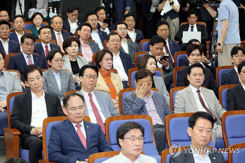 국민의힘 의총
[연합뉴스 자료사진]