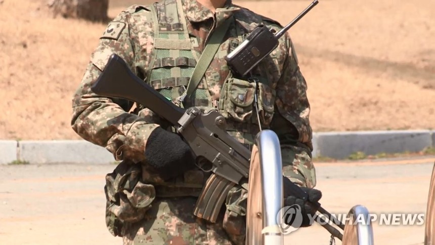 K-2 소총으로 무장한 군인
[연합뉴스TV 제공]