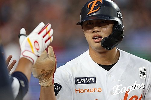 한화 <b>이원석</b>, 데뷔 7년 만에 <b>만루</b>포