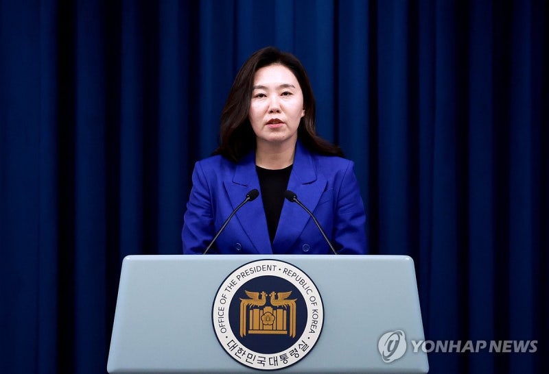 李대통령, 어제 민주·혁신당에 '<b>3대 특검</b>' <b>후보</b>자 <b>추천</b> 의뢰