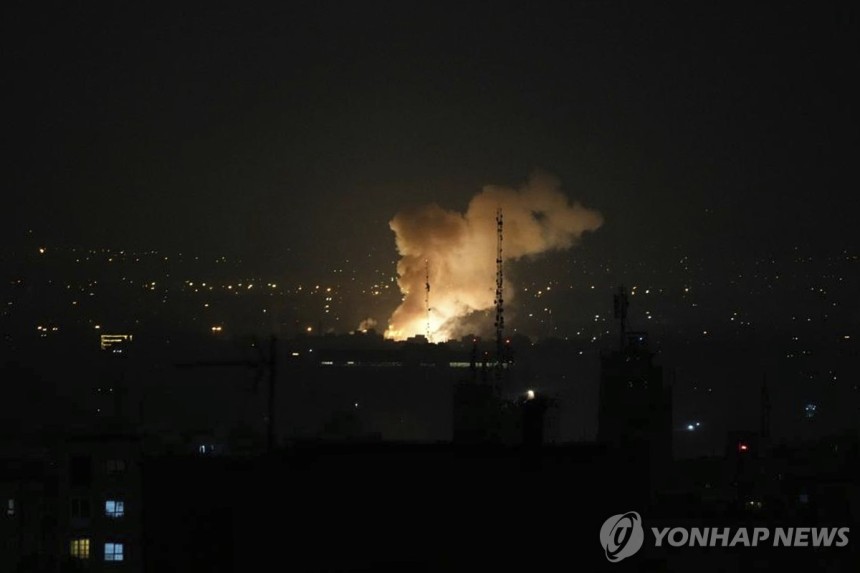 이스라엘, 이란 공습
[AP=연합뉴스. 재판매 및 DB 금지]