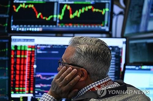 뉴욕증시, <b>이스라엘</b>-<b>이란</b> 충돌격화에 하락…다우 1.8%↓(종합)