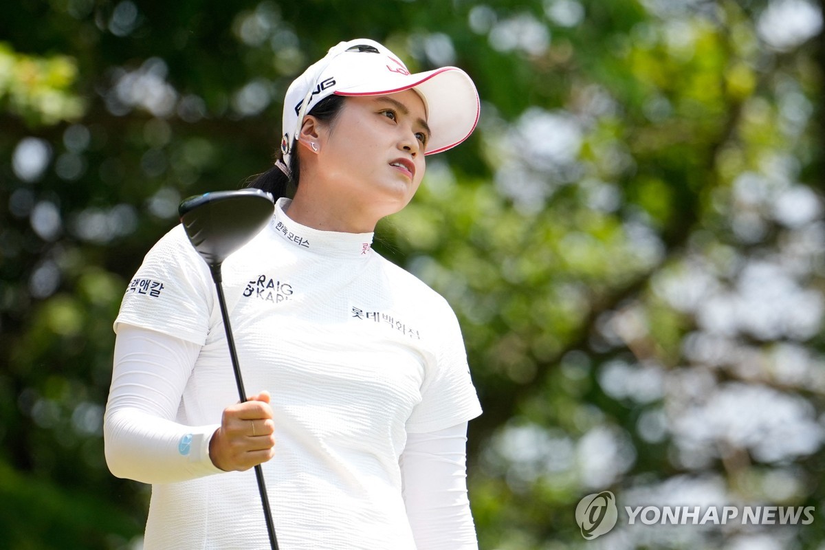 <b>최혜진</b>, <b>마이어</b> LPGA <b>클래식</b> 3R도 선두…6명이 공동 선두