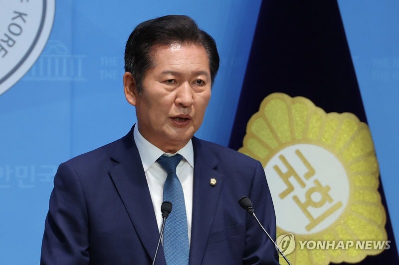 민주 4선 <b>정청래</b>, 당대표 출마…"李대통령 운명이 곧 제 운명"(종합)