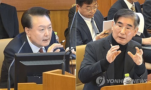 윤 대통령, 김용현 전 국방장관에게 직접 증인신문
[헌법재판소 제공. 재판매 및 DB 금지] photo@yna.co.kr