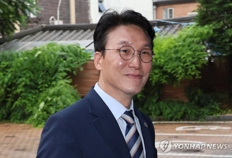 <b>김민석</b> "내 <b>정치자금법</b> 사건의 본질은 <b>정치</b>검찰의 <b>표적 사정</b>"