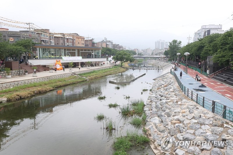 <b>우이천 수변활력거점</b>