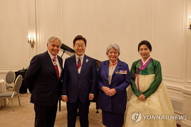 <b>이재명 대통령</b> 부부, <b>G7 리셉션</b> 참석