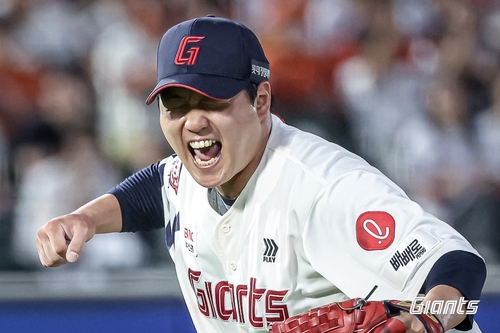 '0-5 → 9-8' 두산, 난타전 끝에 <b>삼성</b>에 짜릿한 뒤집기(종합)