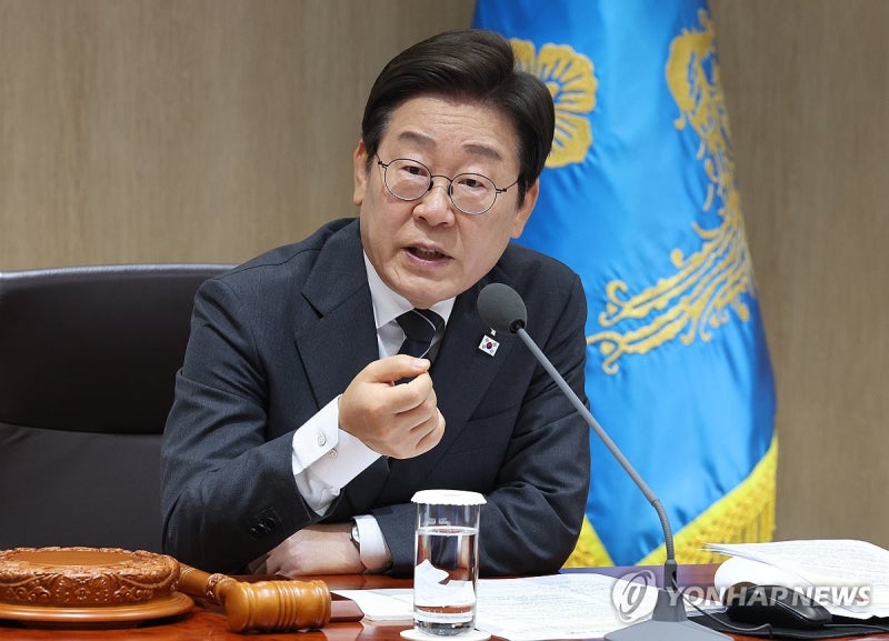 李대통령, <b>내란</b>사건 수사할 <b>특검보</b> 6명 <b>임명</b>