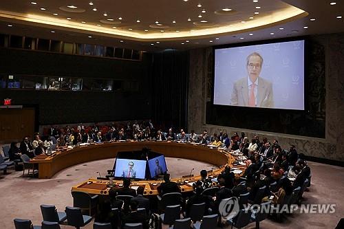 안보리 브리핑 중인 그로시 IAEA 사무총장
[뉴욕 로이터=연합뉴스. 재판매 및 DB 금지]