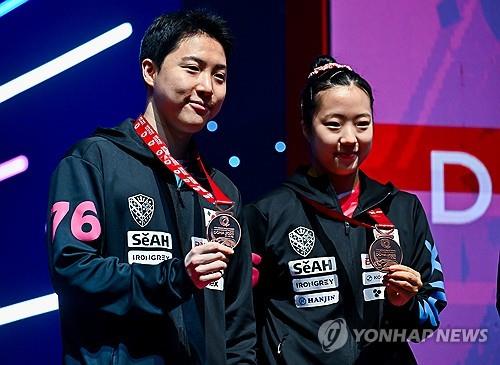 <b>신유빈</b>, WTT <b>여복</b> 한일전 결승 패배로 <b>준우승</b>…혼복 결승행(종합)