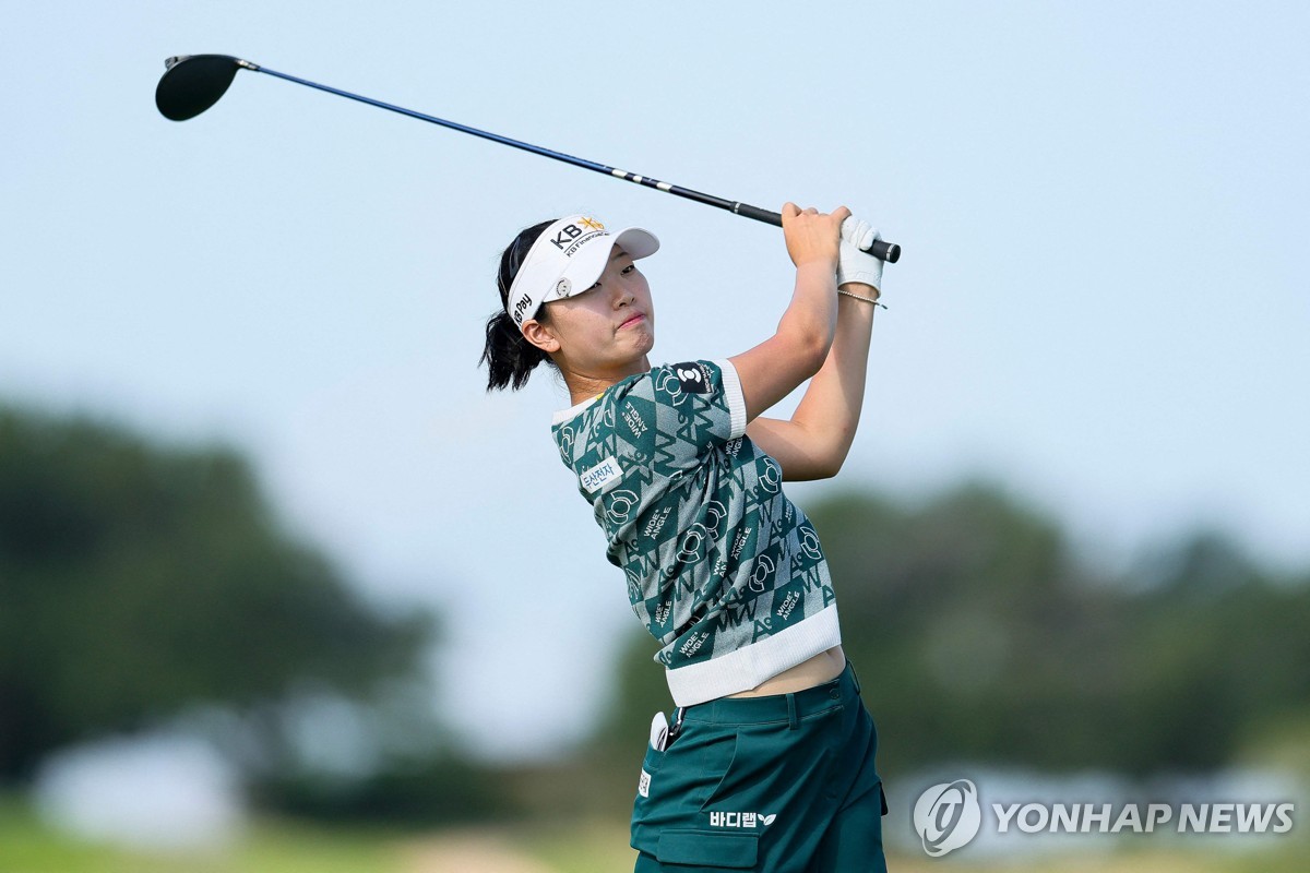 <b>이소미</b>, 여자 <b>PGA 챔피언십</b> 2R 공동 5위…국내파 방신실 8위