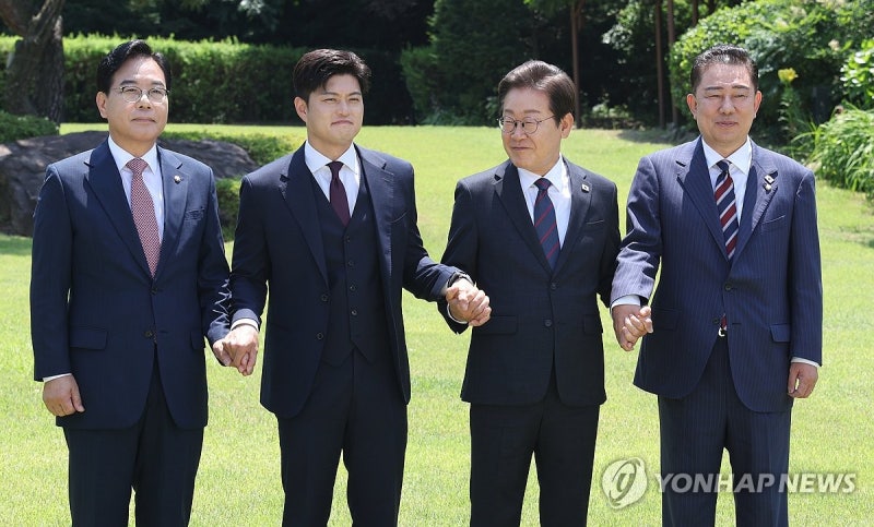 <b>이재명</b> 대통령, <b>여야지도부 회동</b>