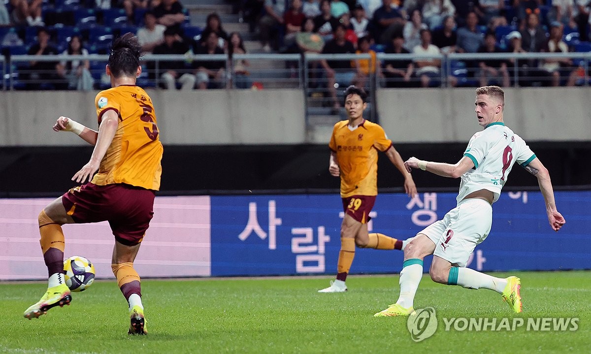 선두 추격 갈 길 바쁜 K리그1 대전, 광주와 2-2 무…구텍 <b>멀티골</b>