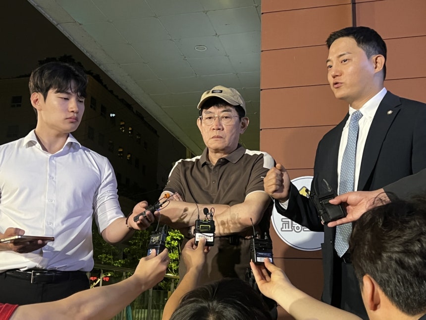 서울 강남경찰서에서 조사 받고 나온 개그맨 이경규
[촬영 최윤선]