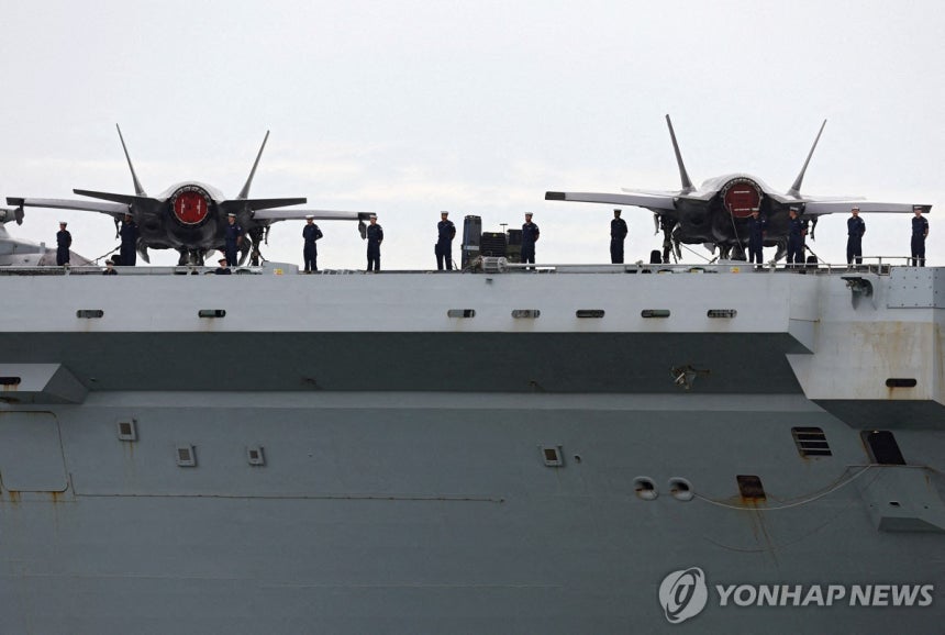 23일 싱가포르에 기항한 영국 해군함
[로이터 연합뉴스 자료사진 재판매 및 DB 금지]