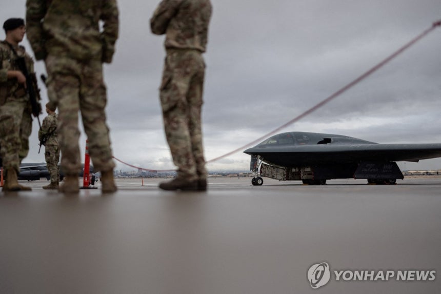 미 네바다에서 열린 미·영·호주 합동훈련에 참가한 B-2
[로이터 연합뉴스 자료사진. 재판매 및 DB 금지]
