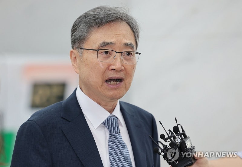 <b>조현</b> "무주택자로서 자금 맞춰 도로 매입"…<b>투기 의혹</b> 부인