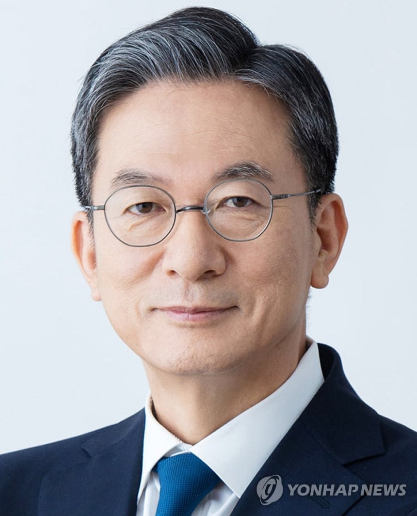 이재명 대통령, 정성호 법무부 장관 후보자 지명
(서울=연합뉴스) 대통령실은 29일 이재명 대통령이 신임 법무부 장관 후보자에 정성호 더불어민주당 의원을 지명했다고 강훈식 대통령비서실장의 인사브리핑을 통해 발표했다.