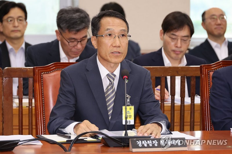 <b>유재성</b> 신임 <b>경찰청장</b> <b>대행</b> "헌법수호에 기본가치 두고 업무"