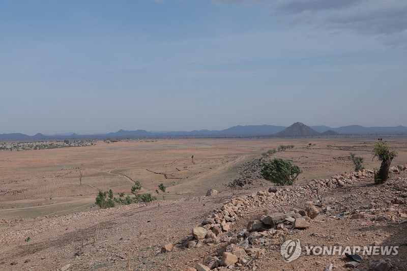<b>카메룬 미나와오 난민캠프</b>
