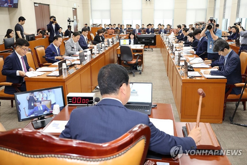 국회 행안위
[연합뉴스 자료사진]