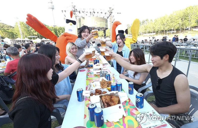 '<b>대구 치맥페스티벌</b>' 개막