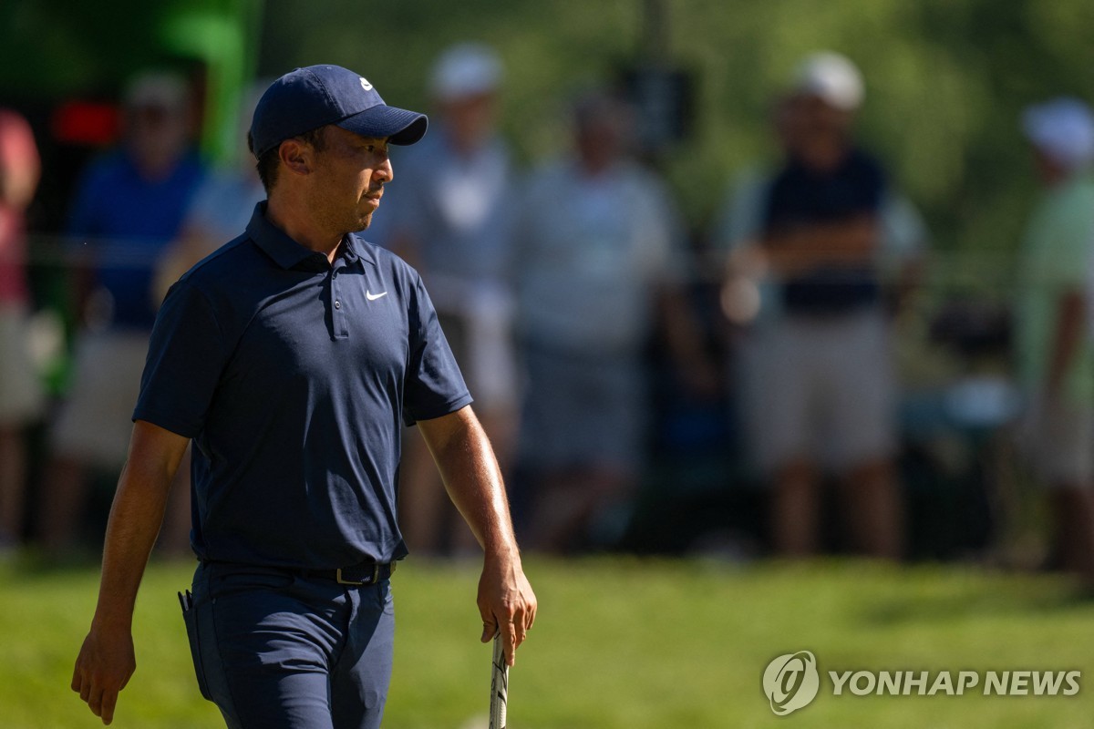 <b>김시우</b>, PGA 투어 <b>존디어 클래식</b> 1R 공동 8위…선두와 3타 차