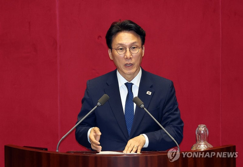 <b>추경안</b> 통과 후 인사말 하는 <b>김민석 국무총리</b>