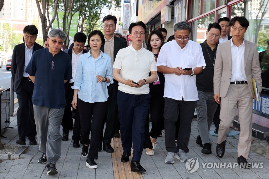 https://imgnews.pstatic.net/image/001/2025/07/09/PYH2025070905020001300_P4_20250709105931813.jpg?type=w860